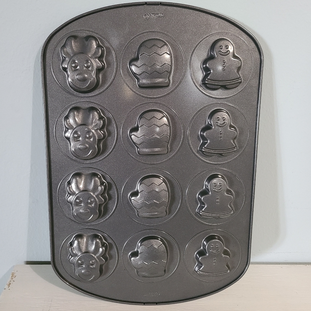 Wilton Christmas Cookie Pan